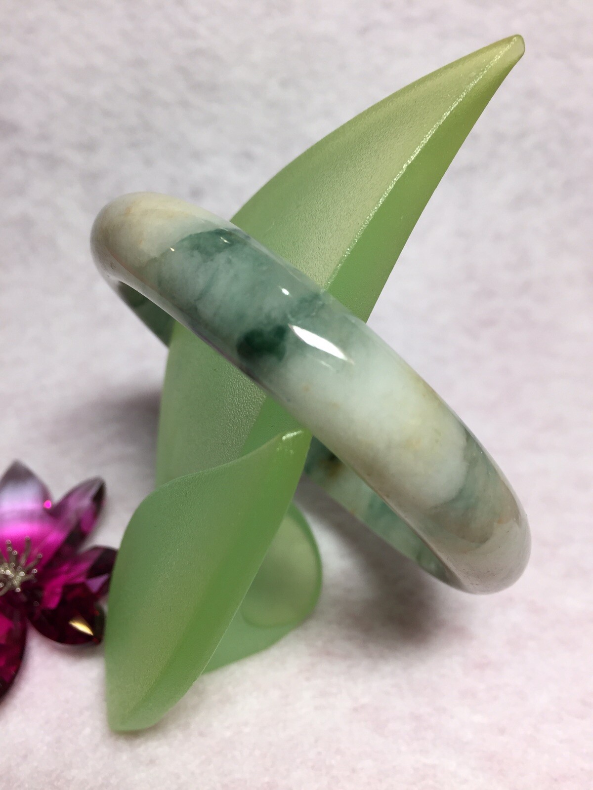 54.5mm Vintage 100% Natural Jadeite Jade Bracelet – White/Green/Yellow.