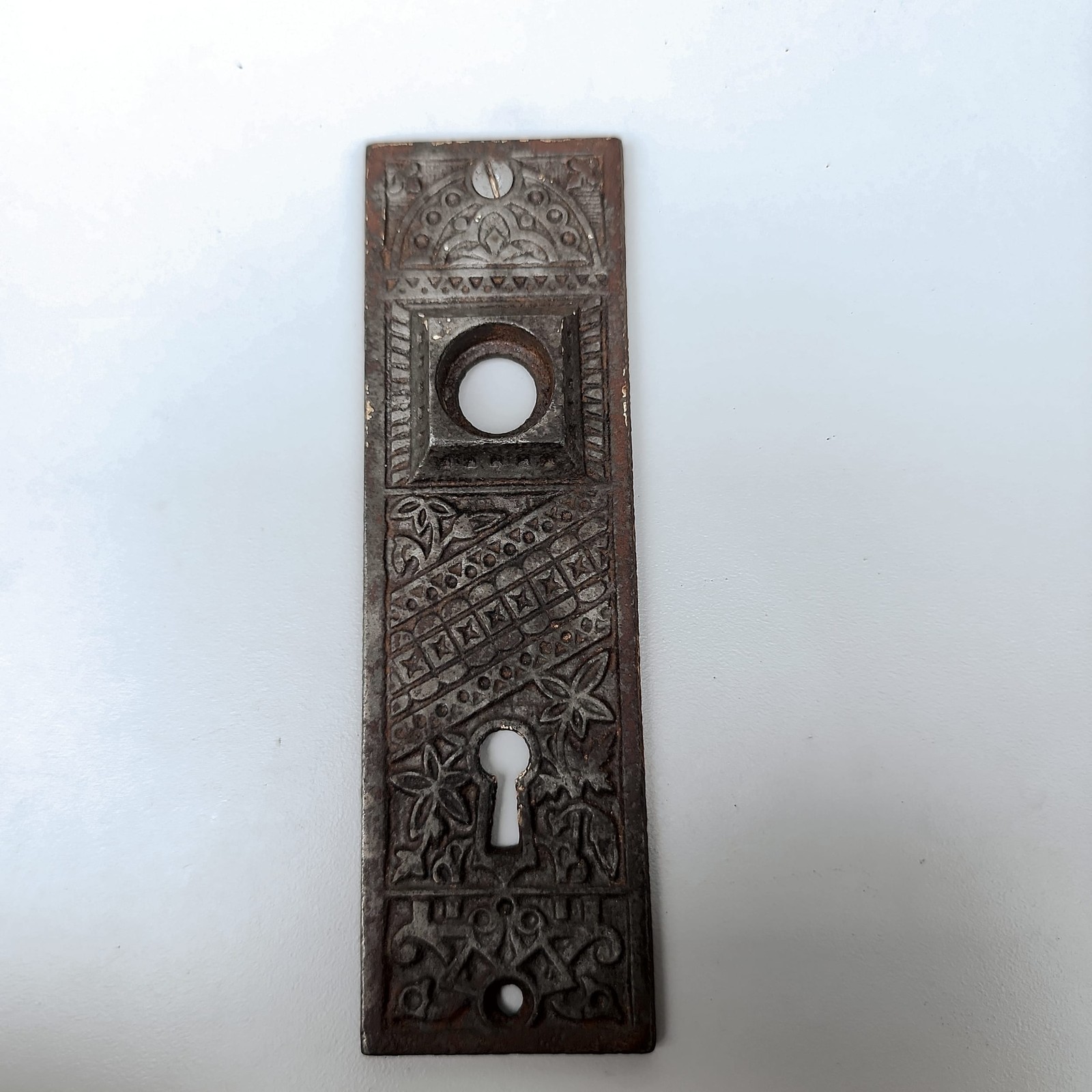 Trenton B-11601 S-187 Antique Victorian Ornate Cast Iron Escutcheon for the