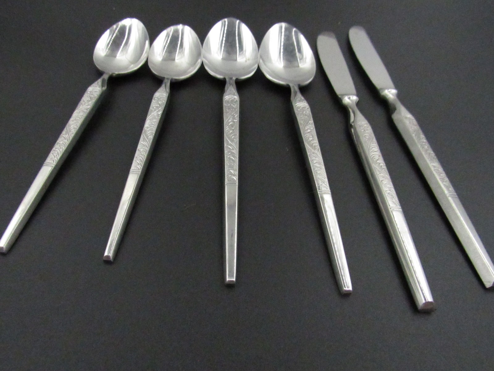 Winthrop Japan Stainless Flatware Set 6 Pcs Spoons Knives Ornate Scroll Pattern