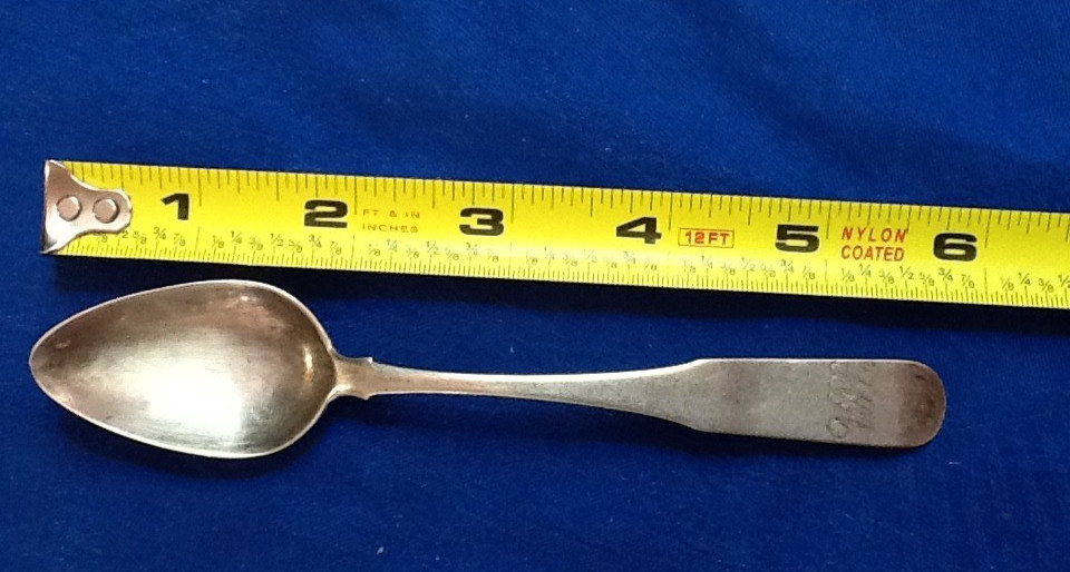 ANTIQUE HAND MADE COIN SILVER TEASPOON INITIALS ‘FOA’ FIDDLE STYLE 10g 042026E