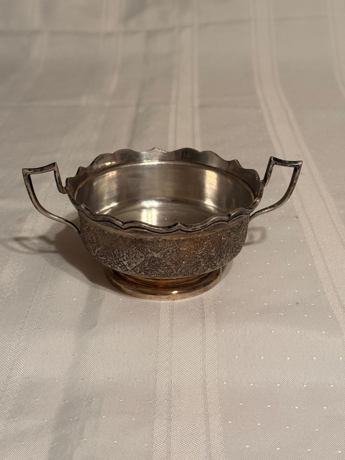Antique Victorian 800 Silver Repousse Sugar Bowl Bon Bon Dish Scalloped Rim 190g