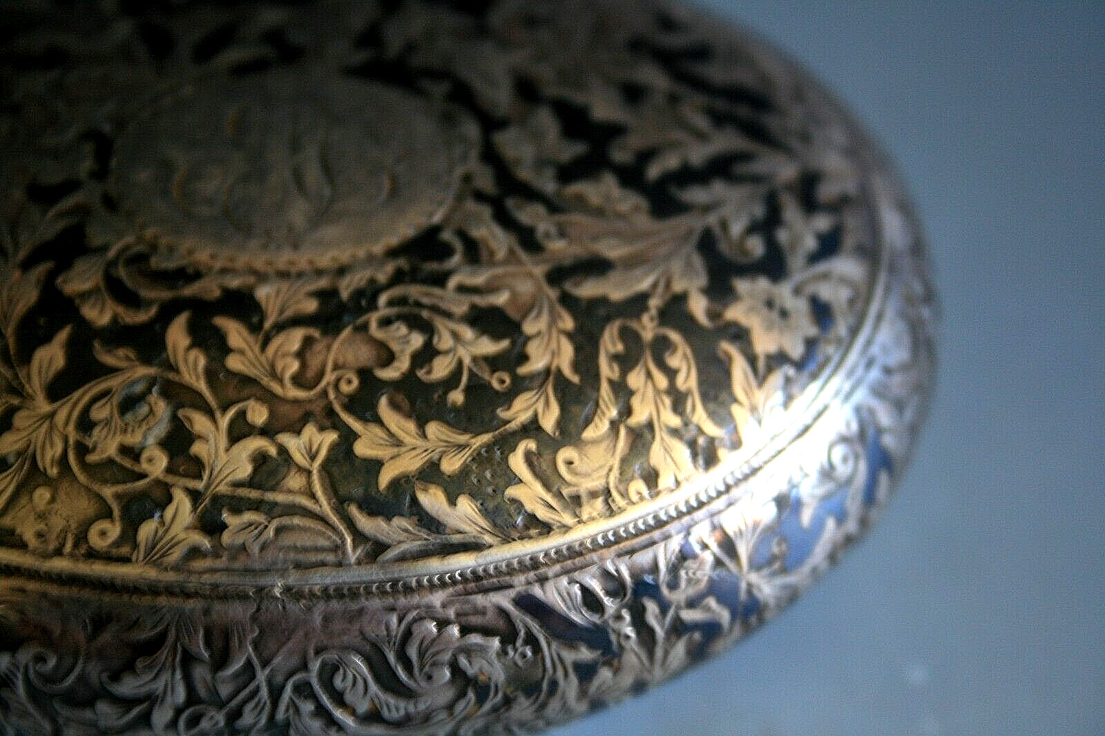 ANTIQUE 19TH CENTURY SILVER BOX
