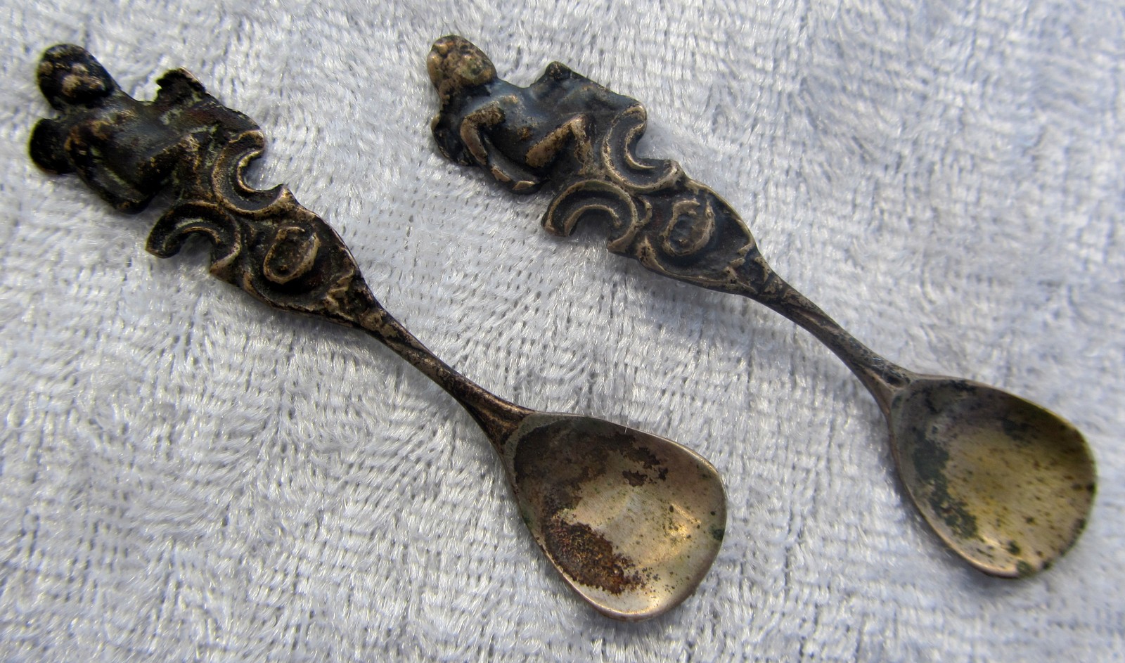 “STERLING SILVER” “SALT SPOONS” FOR SALT CELLERS