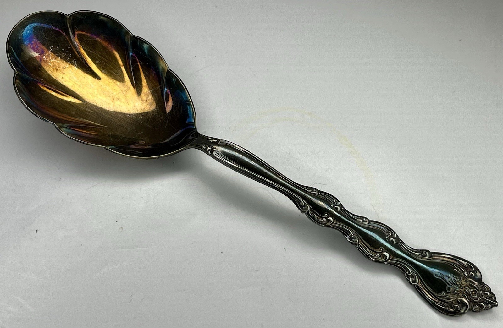 Vintage International Silver Shell Scallop Serving Spoon Silverplate 9” Large