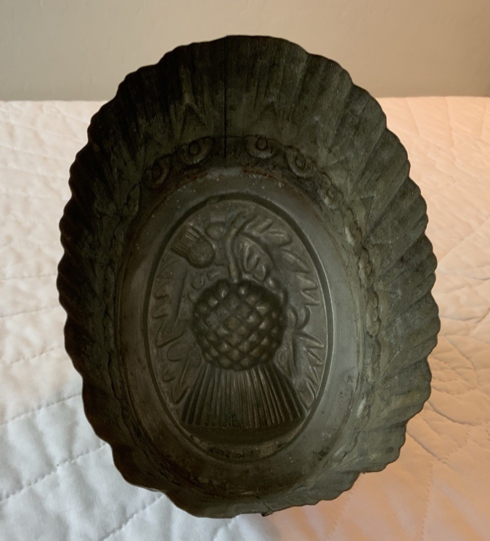 Antique Primitive Tin Mold, Fruit, Leaf, Nut Design Scalloped Edges, Dark Patina