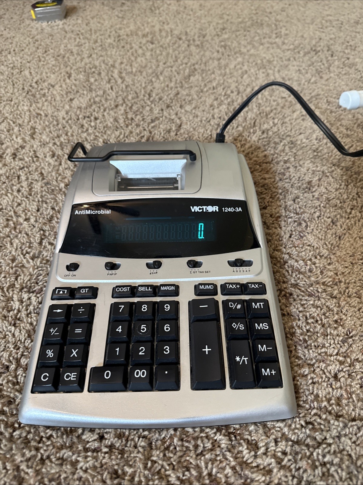 Victor 12-Digit Desktop Adding Machine – 1240-3A – excellent condition