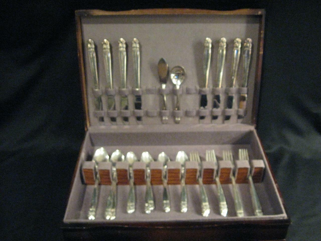 INTERNATIONAL SILVER HOLMES & EDWARDS DANISH PRINCESS SILVERPLATE CA 1938 47 PCS