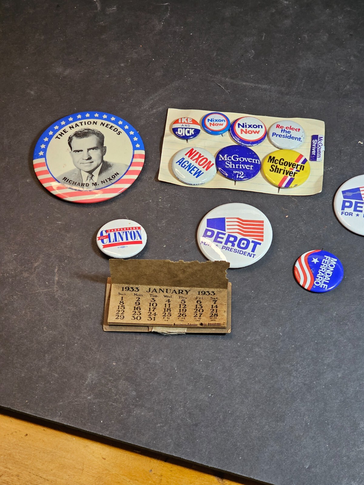 Collection of political buttons Nixon.perot,Ike.and Dick