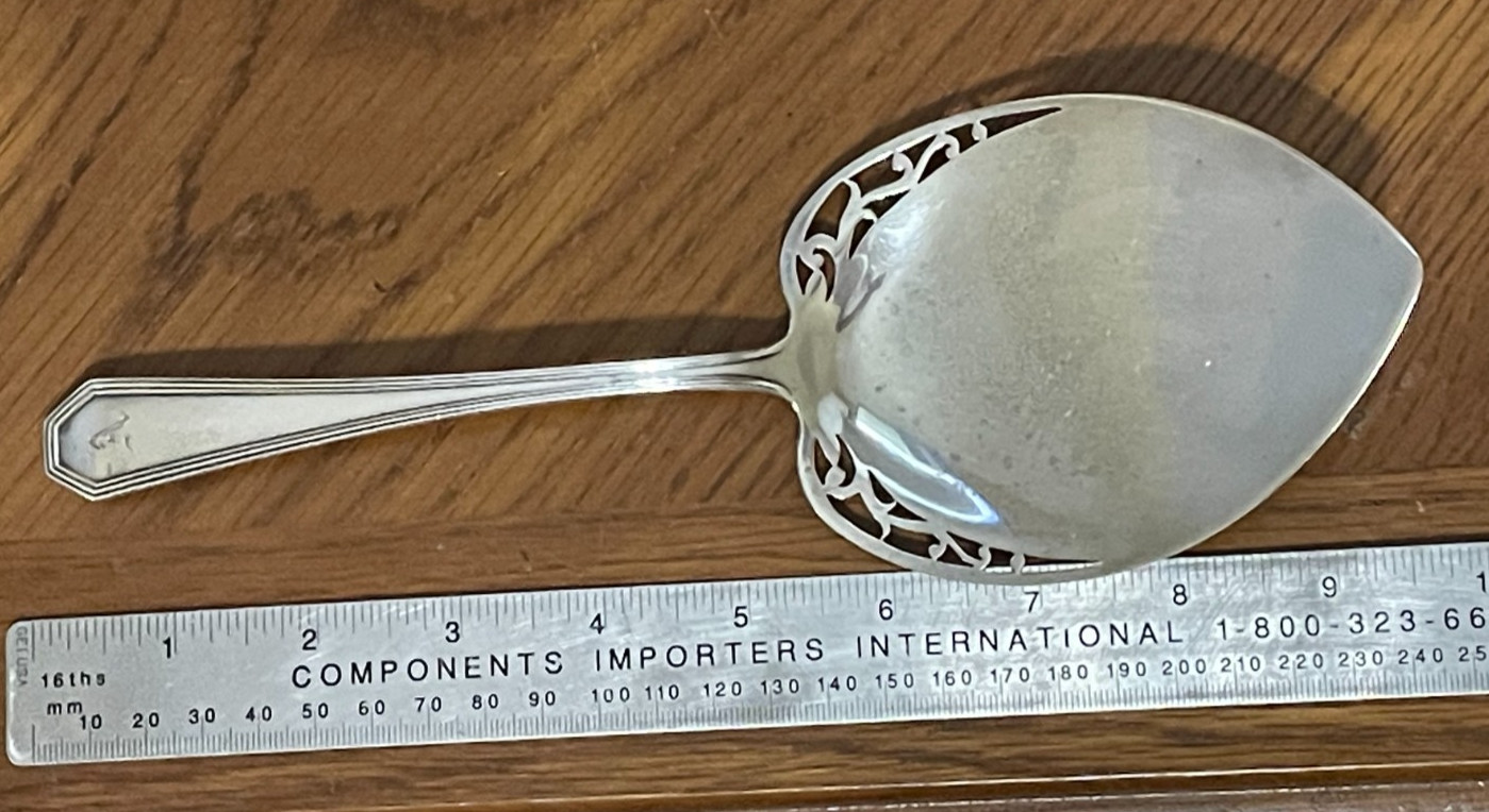 Queen Anne Plain By Dominick and Haff Sterling Silver Pie Knife 89 g