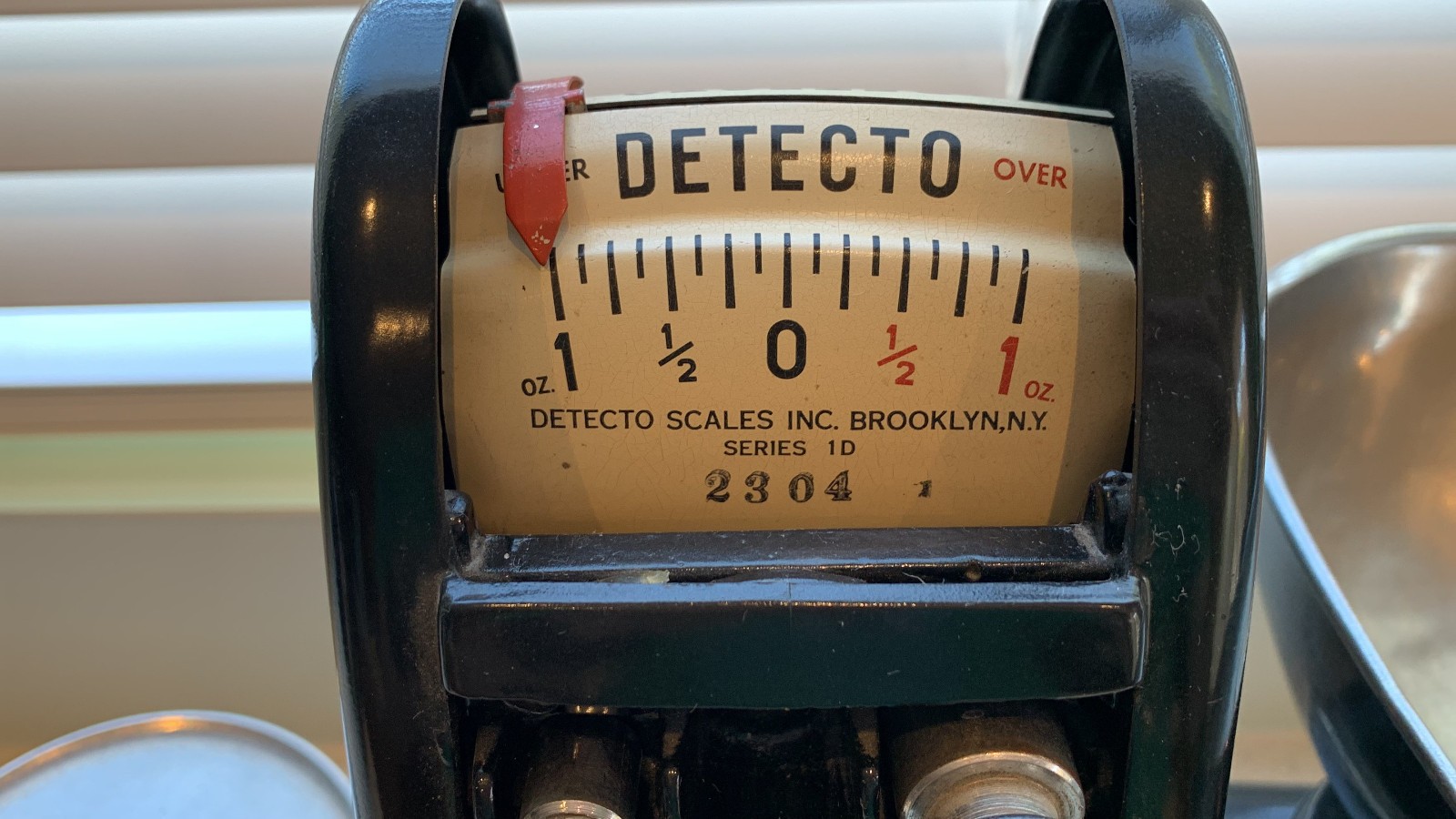 Vintage Detecto Candy Store Scale Series 1D, Original Pan; Art Deco Design