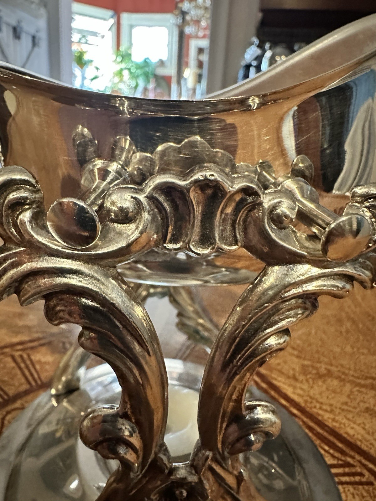 Vintage: Royal Limited Silver Plate Tilting Gravy Boat with Warmer
