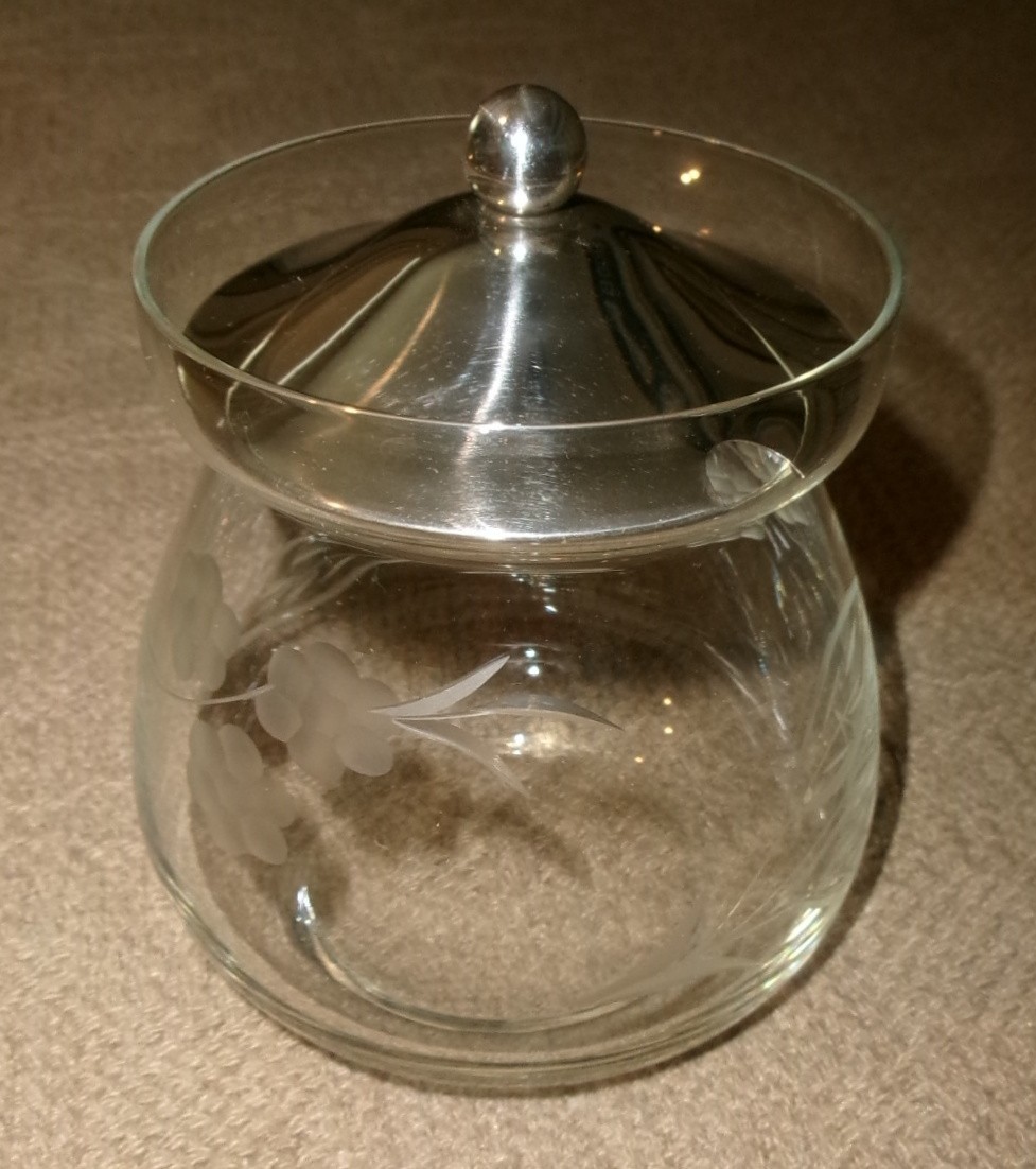 Frank M. Whiting Sterling Silver Lidded Etched Glass Jam or Mustard Jar 18 grams