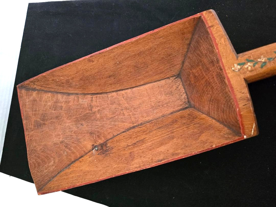 ANTIQUE HAND CARVED WOOD SCOOP COUNTRY KITCHEN FOLK ART HANDPAINTED FLORAL