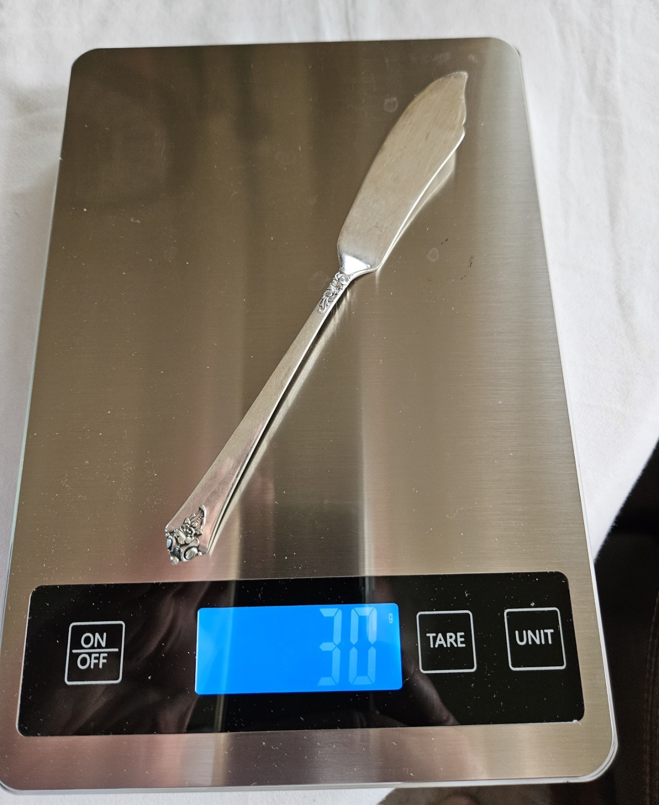 Castle Rose ROYAL CREST ONEIDA Sterling Silver – Butter Spreader. 30 Grams.