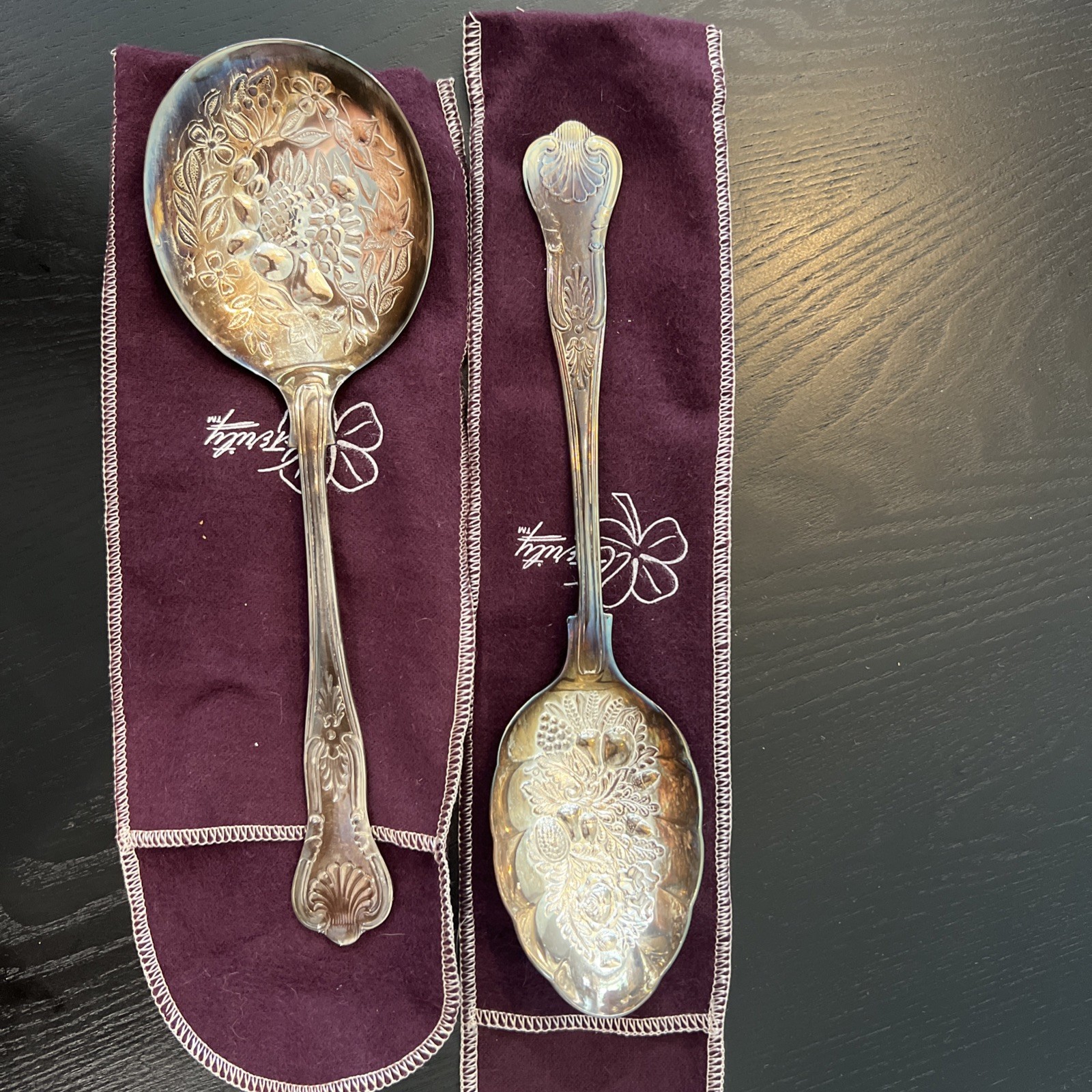 Sheffield England Eisenberg- Lozano EPNS A1 Bon Berry Serving Spoons