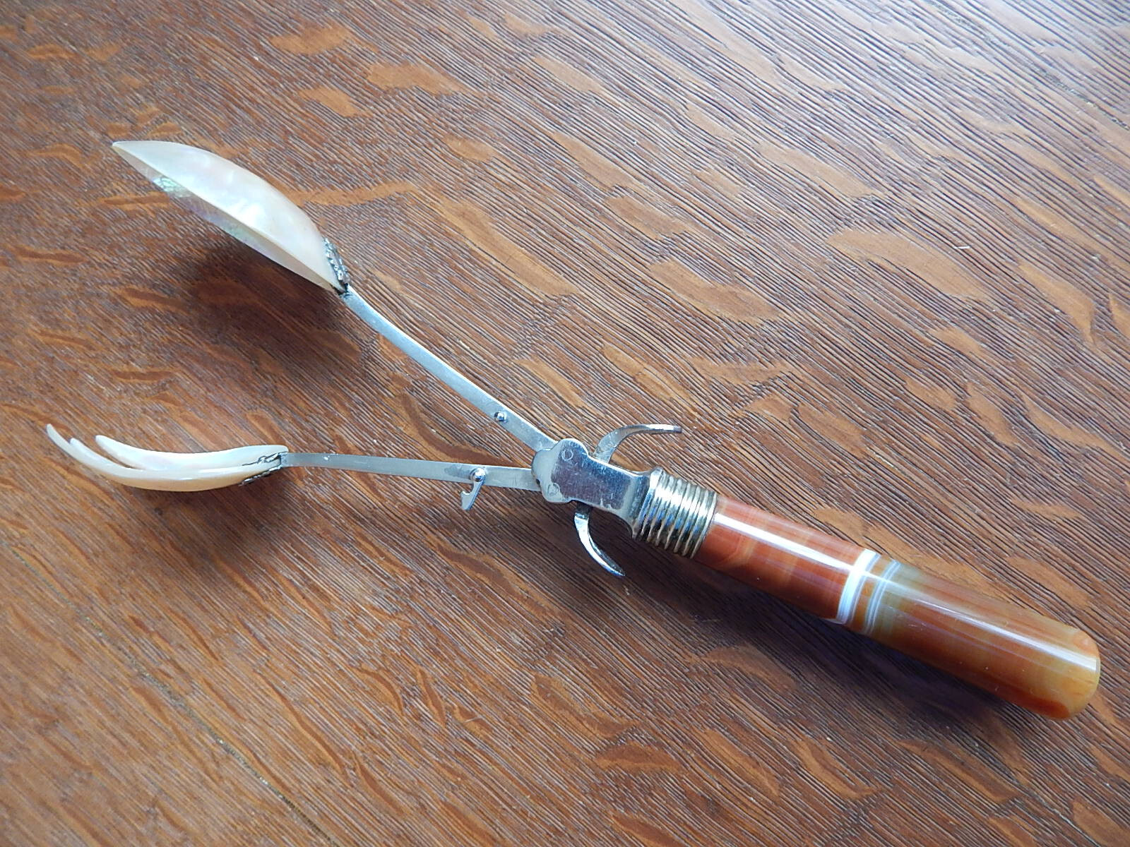 Ant Mechanical Serving Set Salad Fork & Spoon Scottish Banded Agate Silverplate