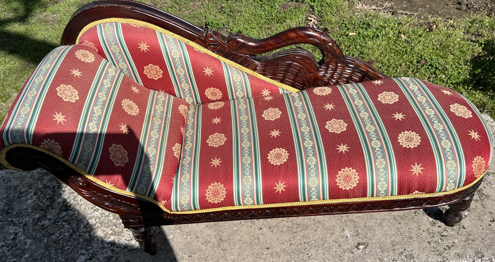 Vintage Victorian-Style Doll Sized Upholstered Chaise Fainting Couch-37LX 12X8