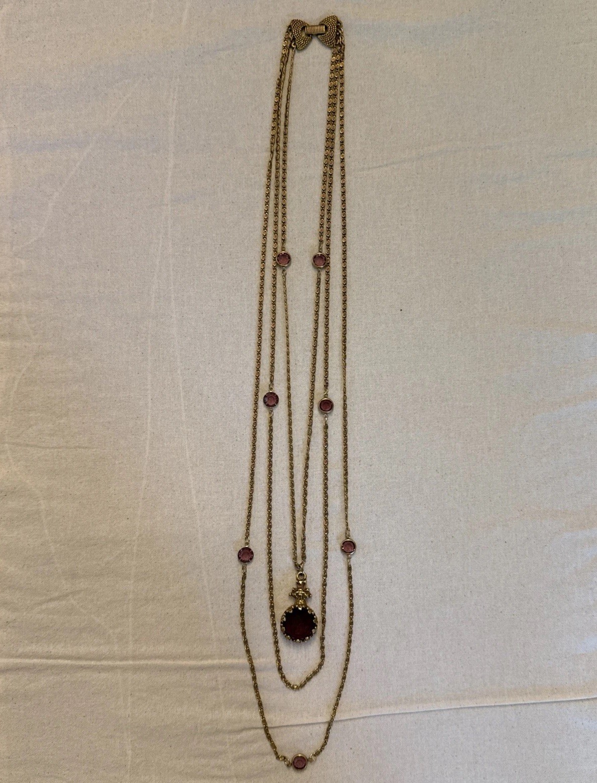 VINTAGE GOLDETTE N.Y. INTAGLIO NECKLACE PURPLE GLASS MULTI CHAIN VICTORIAN