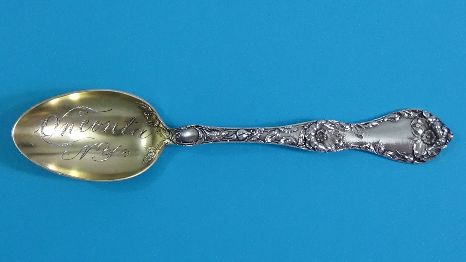 Les Cinq Fleurs Oneonta NY Reed & Barton Sterling Silver Spoon #892