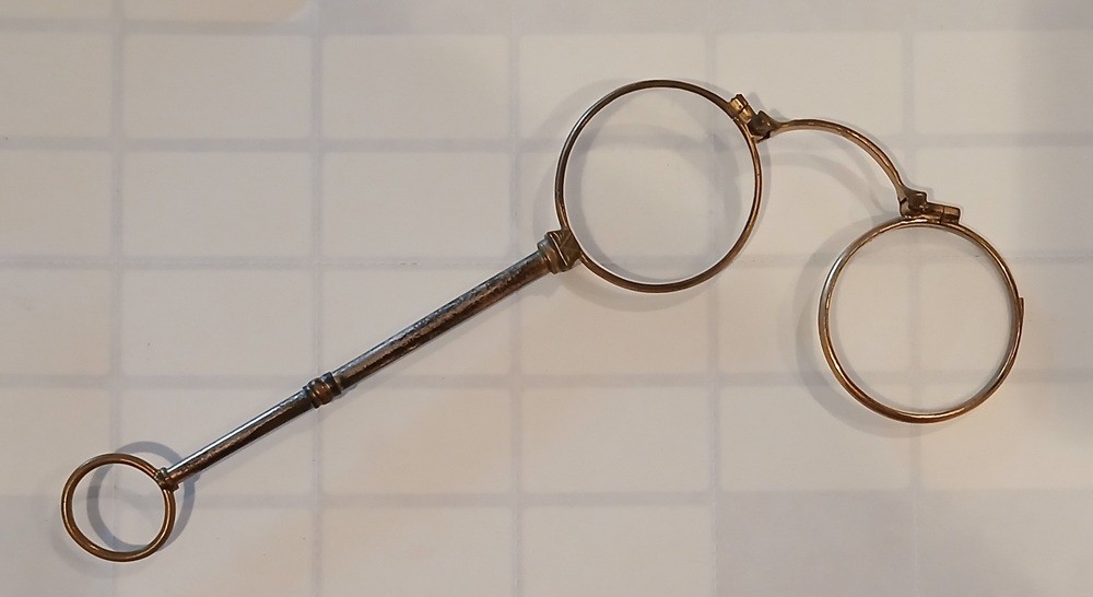 Early 1900’s Antique Lorgnette Folding Reading Glasses (see video) 352-1