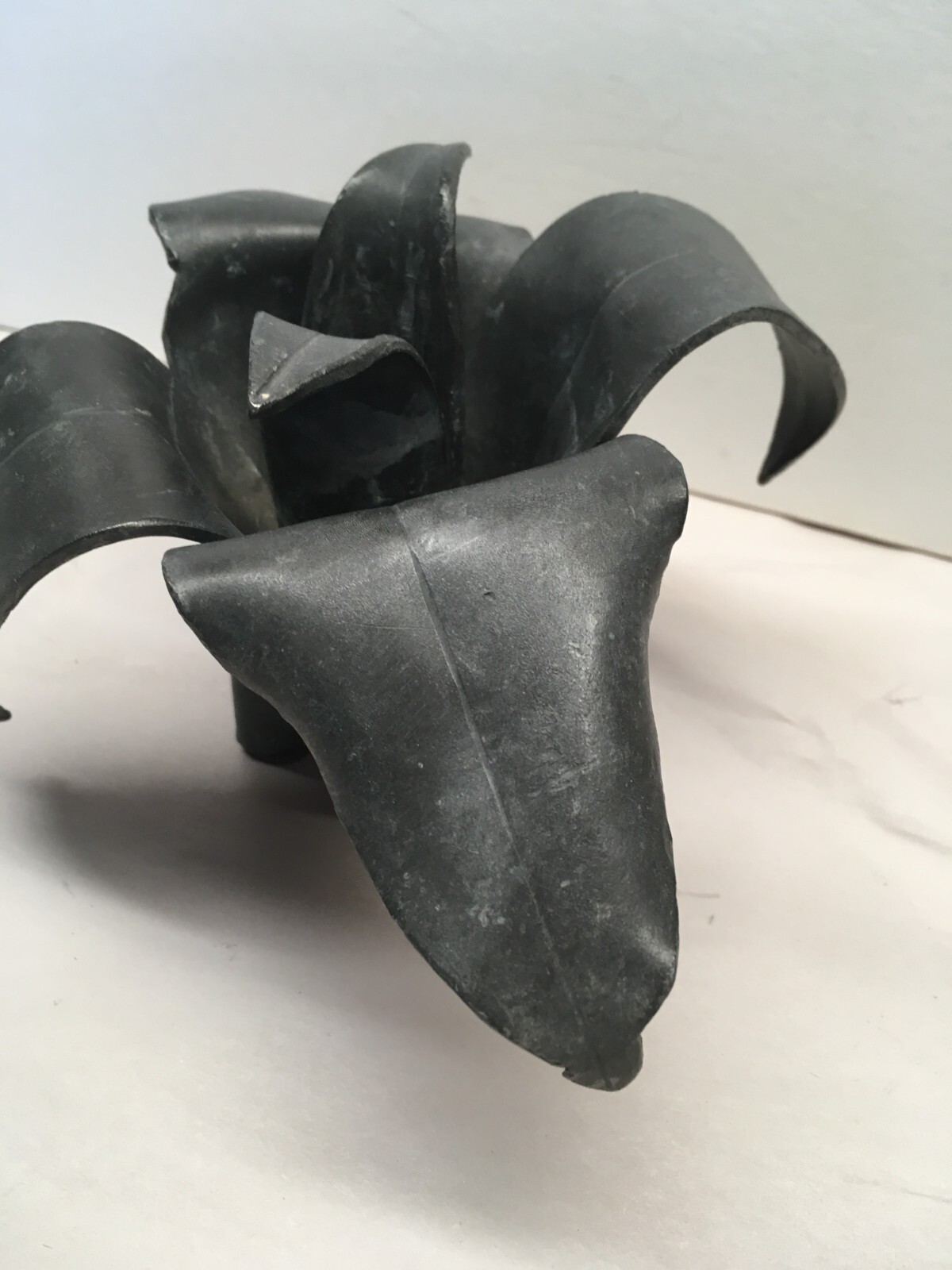 Rare Vintage Ernestine Pole the Homestead Heavy Metal Flower Frog Holder Pat. #