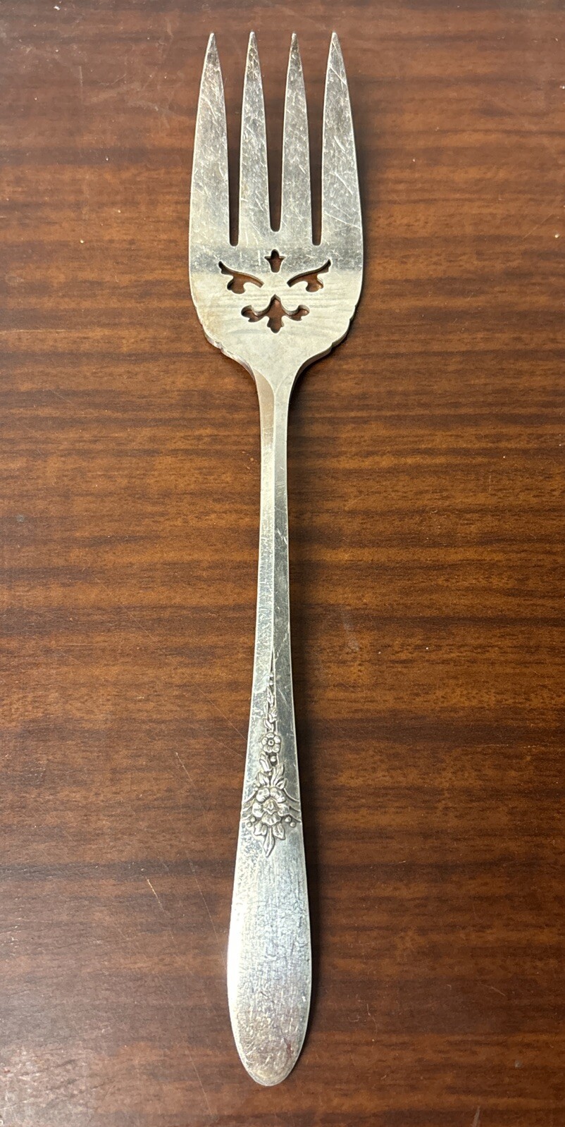 Medium Meat Serving Fork Oneida Community Fantasy 1941 Tudor Silverplate Vintage