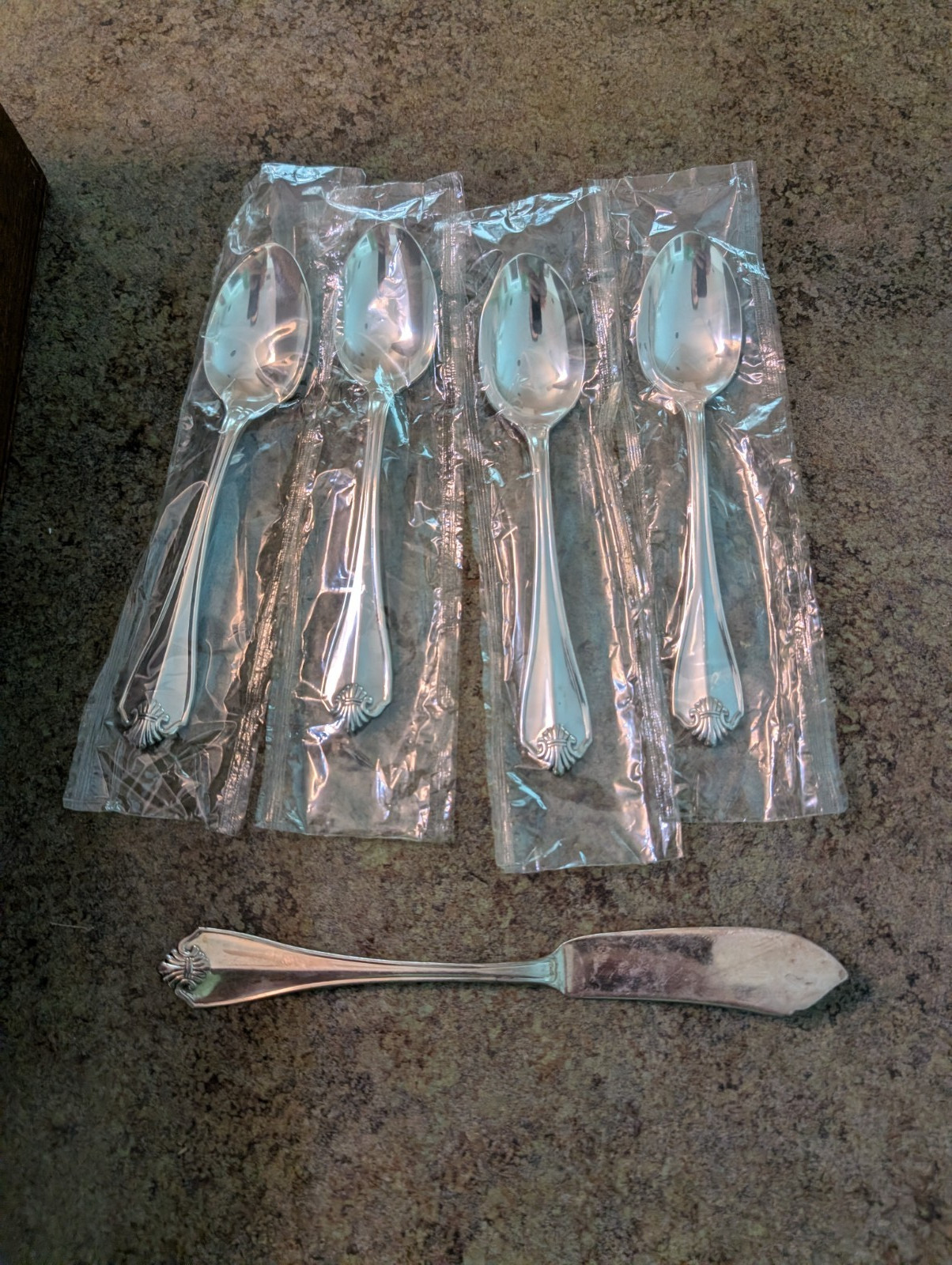 Oneida Silverplate Flatware Set Service 12 King James Pattern 93 Pieces