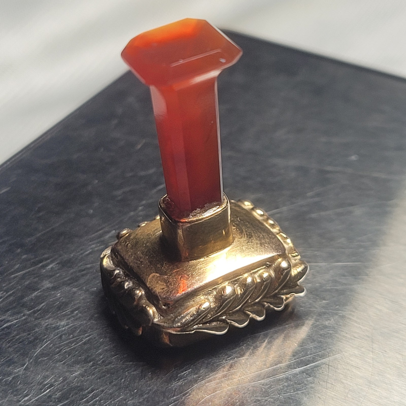 Heavy Antique Victorian 9ct Gold Agate Desk Seal