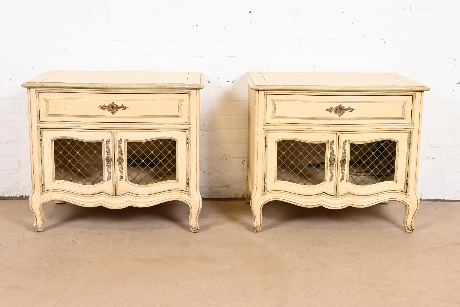 Henredon French Provincial Louis XV Cream and Light Green Lacquered Nightstands