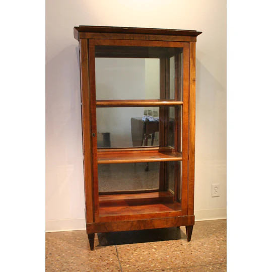 Antique C.1820 Austrian Biedermeier Walnut Display Cabinet (AF3-215)