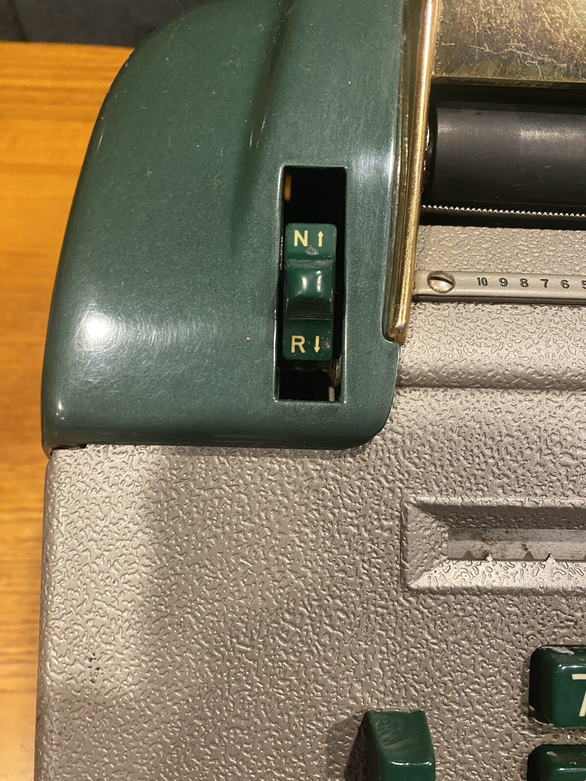 Vintage Victor Adding Machine 70 85 54 No Power Cord