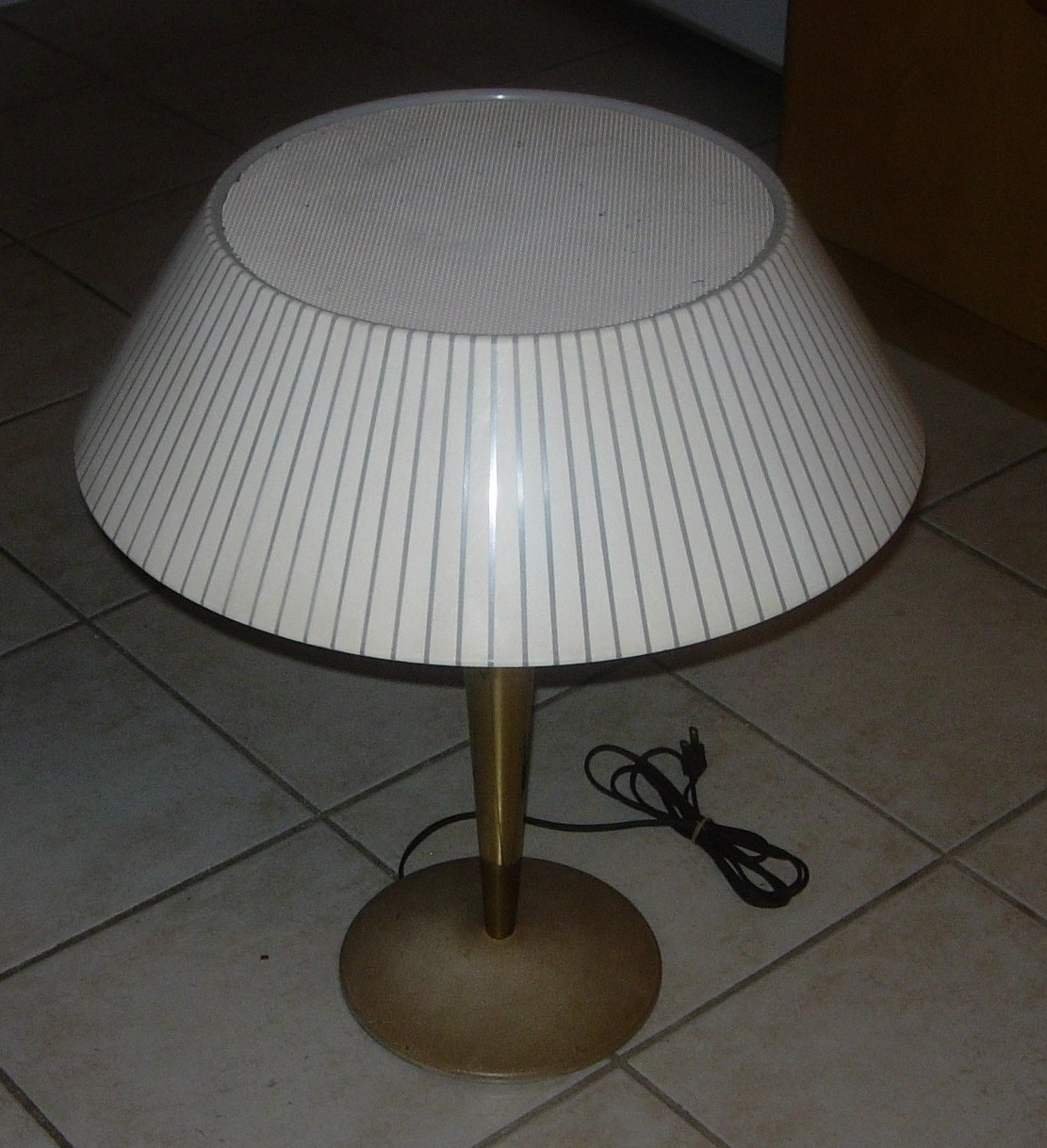 MID-CENTURY MODERN TABLE LAMP LIGHTOLIER CLASSIC DESIGN VINTAGE ORIGINAL