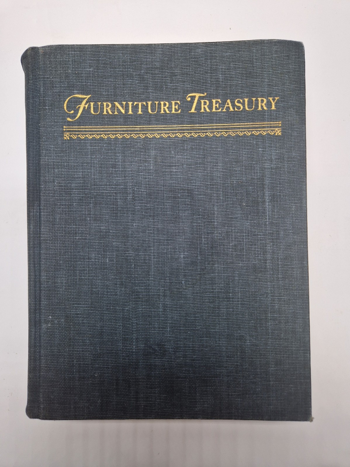 Wallace Nutting Furniture Treasury American Antique Hardcover Guide 1948