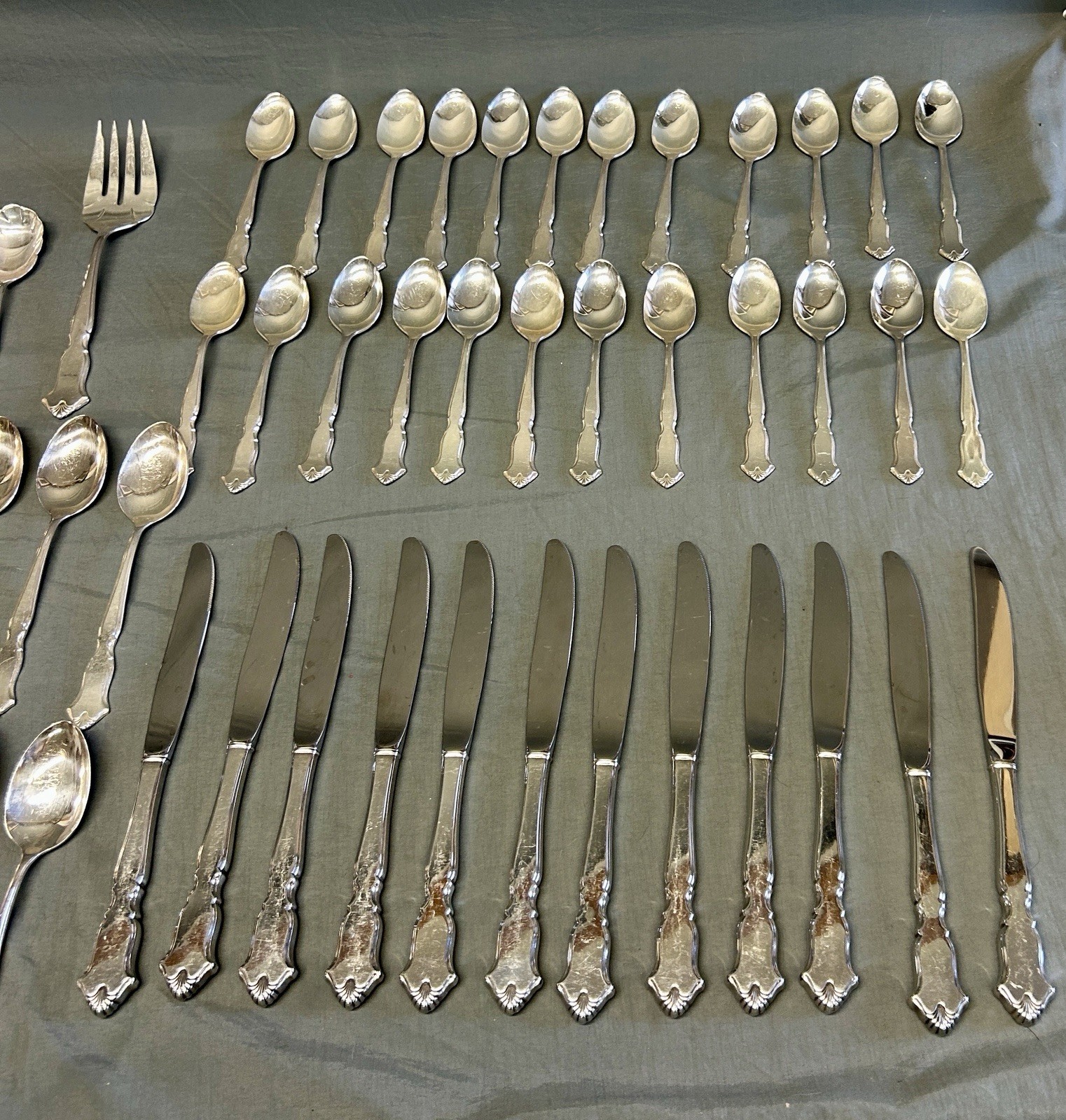 Chadwick INTERNATIONAL DEEP SILVER Silver Plate 80 Pieces 12 Servings Utensils