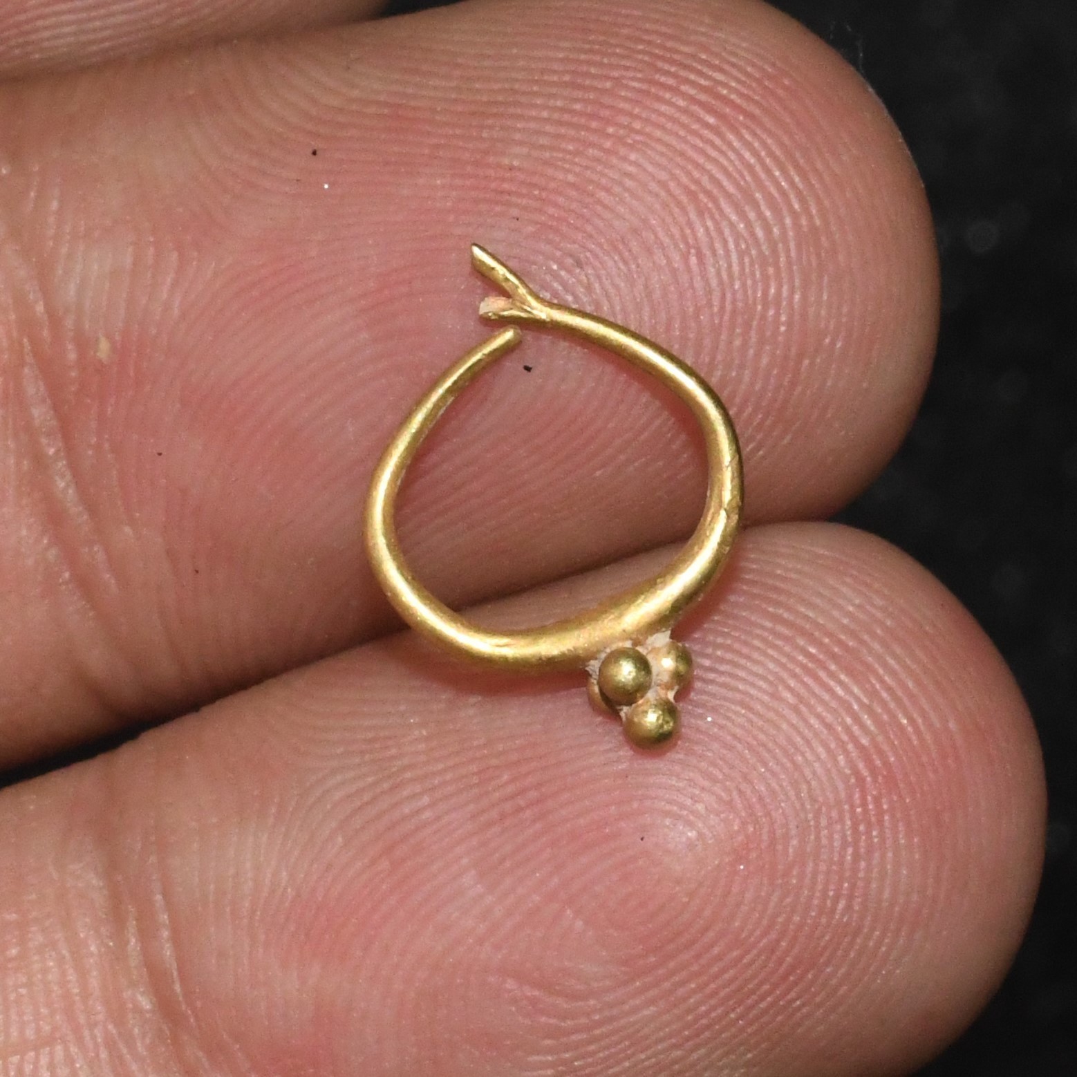 Authentic Ancient Eastern Roman Solid 22K Gold Earring in Perfect Condition