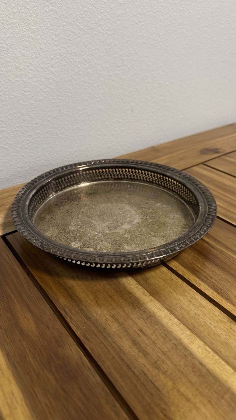Vintage Wm Rogers Silverplate Gallery Tray Round Pierced Rim #670