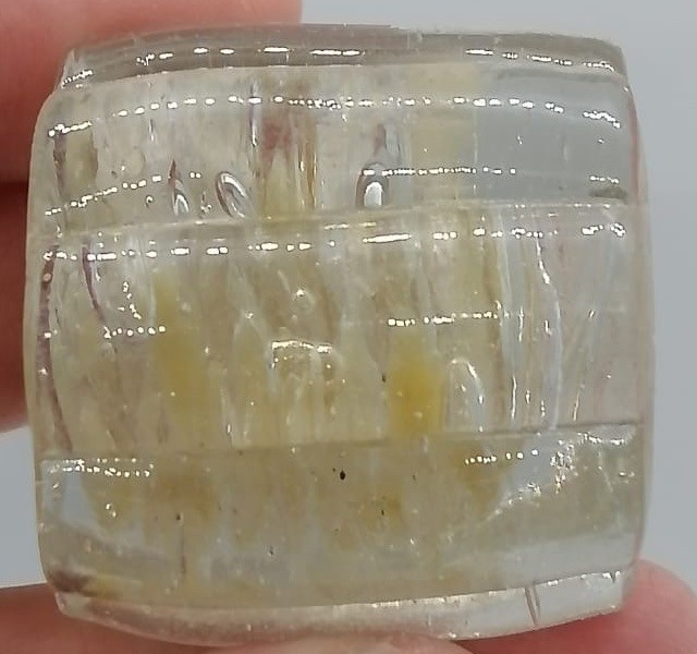 Vintage Transparent Glass/Resin Bead – Flower Motif with Central Hole, 3 cm