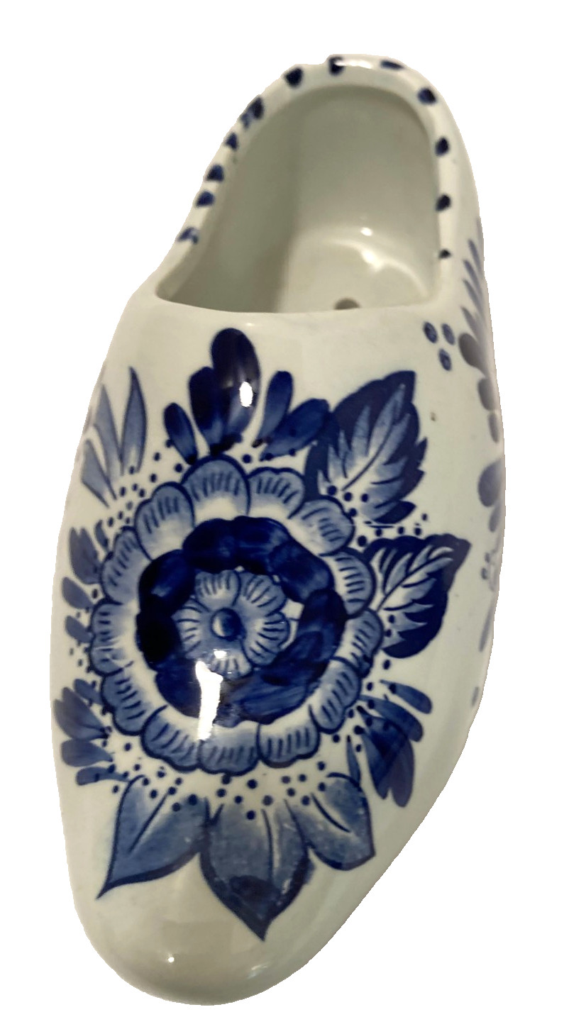 Vtg Porcelain Hand Painted Blauur Dutch Shoe White Blue Floral Delft 7″x3″x3.5″