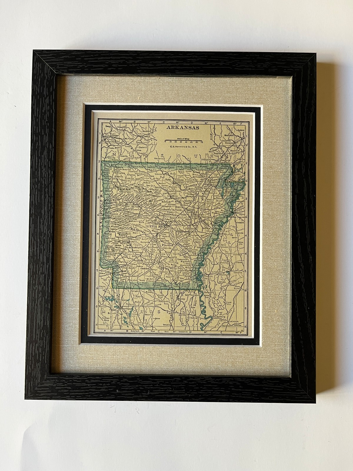 Arkansas State Map, Frame/Dbl Mat from the 1927 World Atlas SEE DESCRIPTION