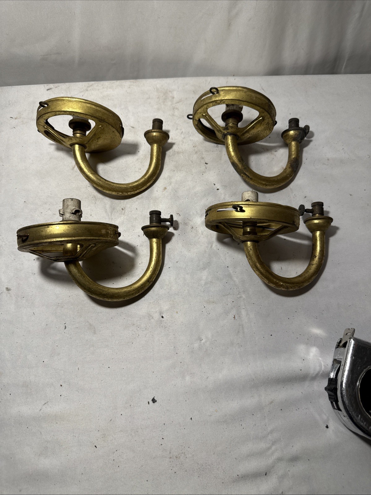 Set Of 4 Salvaged Gas Wall Light Sconce Fixtures With Shade Holders