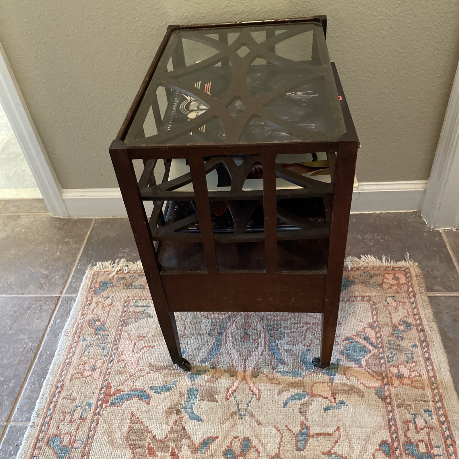 Vintage Mahogany Record Stand Traditional Glass Top Bar Serving Wood Table