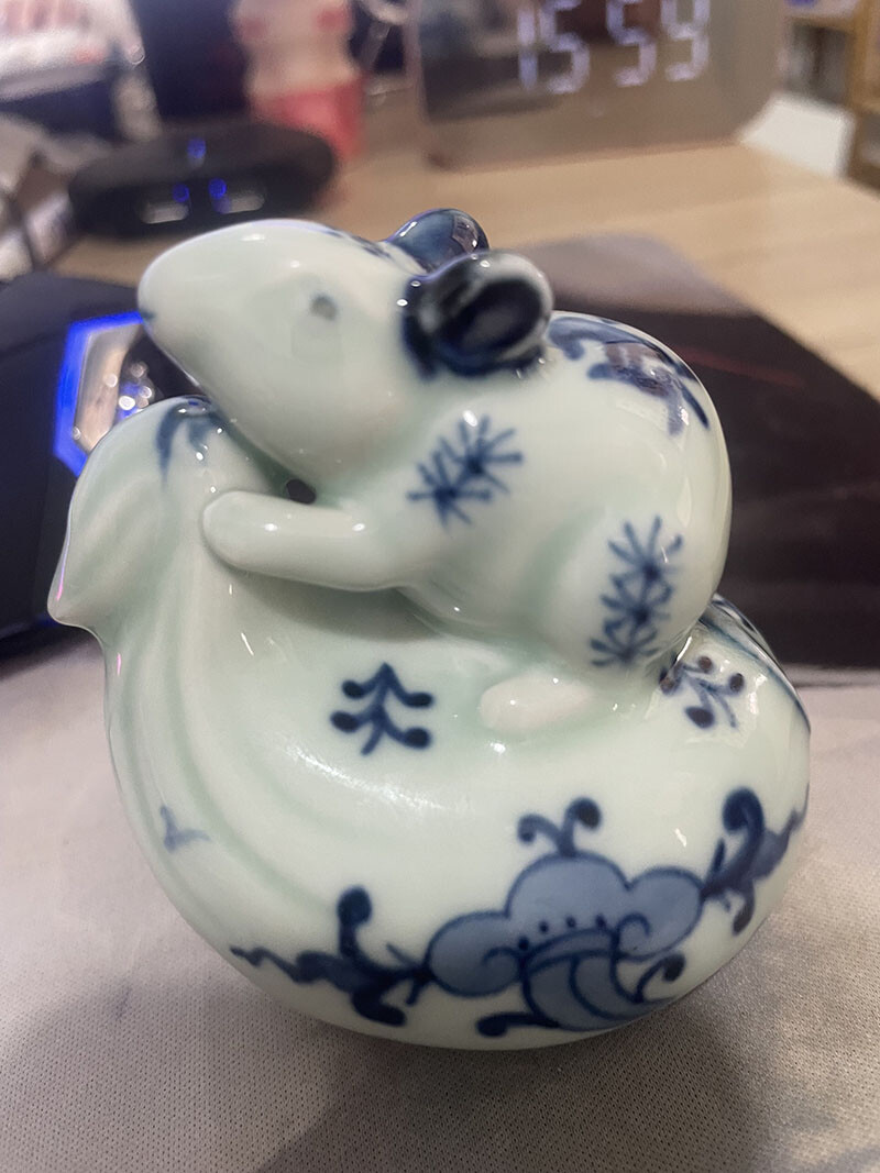 6.5*7cm Chinese Antique Porcelain Blue white Zodiac Rat Study Room Water Dropper