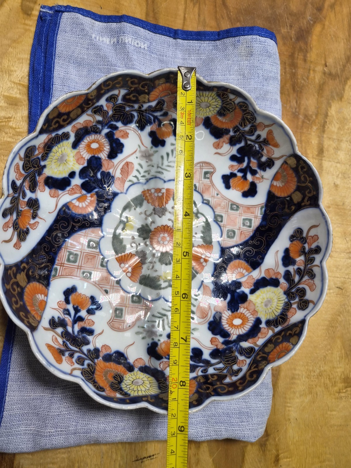 Antique 19th Century Japanese Imari Porcelain 22cm Bowl Scalloped Edge See Pics