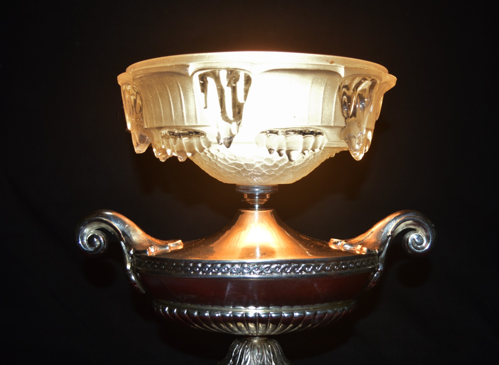 French Ezan Hand-Moulded Iridescent Shade & Aladdin Lamp Silver Plated 2-Handles