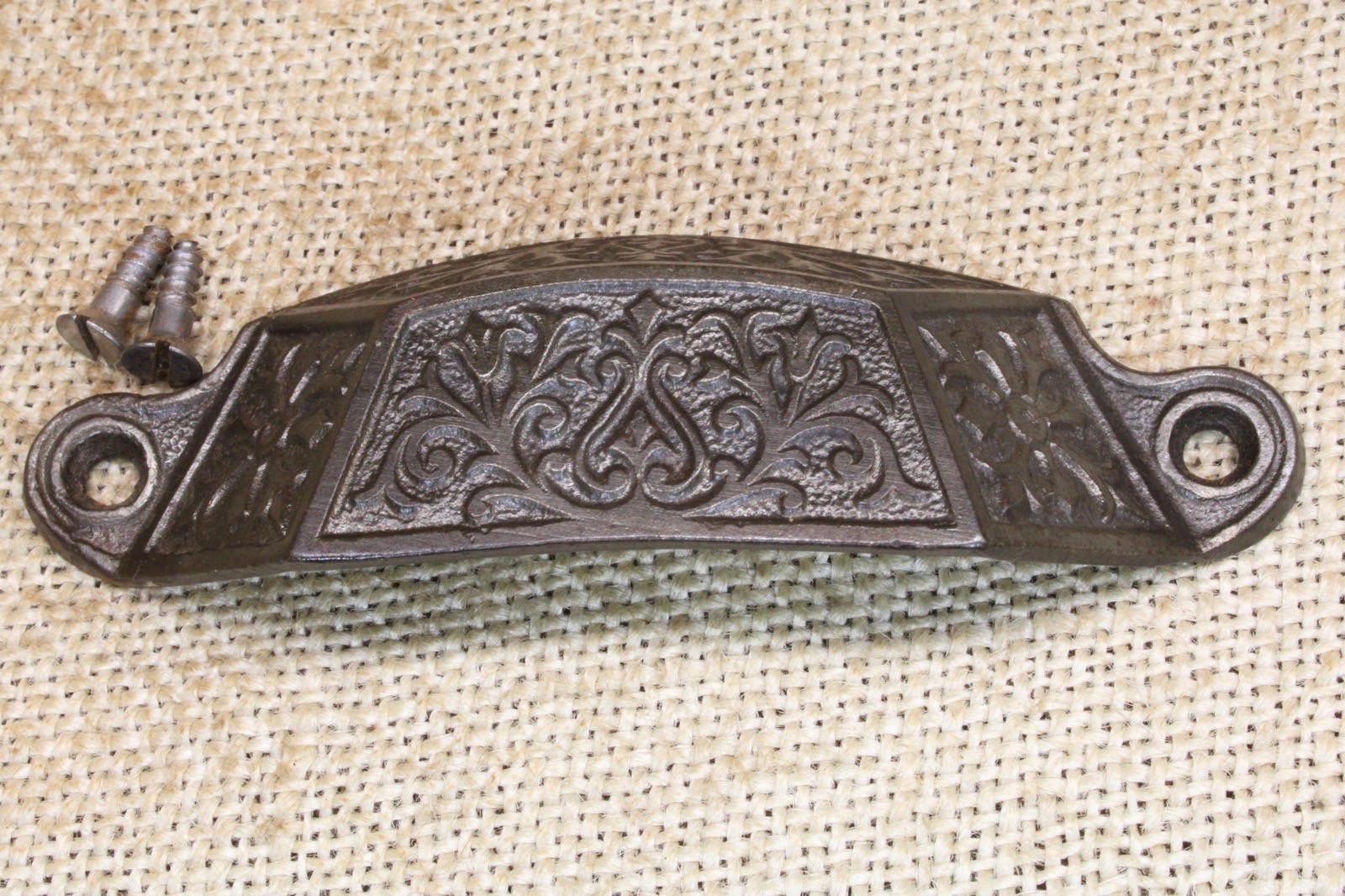 Old Bin Drawer Pull Cup Handle 4” Rustic Vintage Vines Ferns Clean Cast Iron