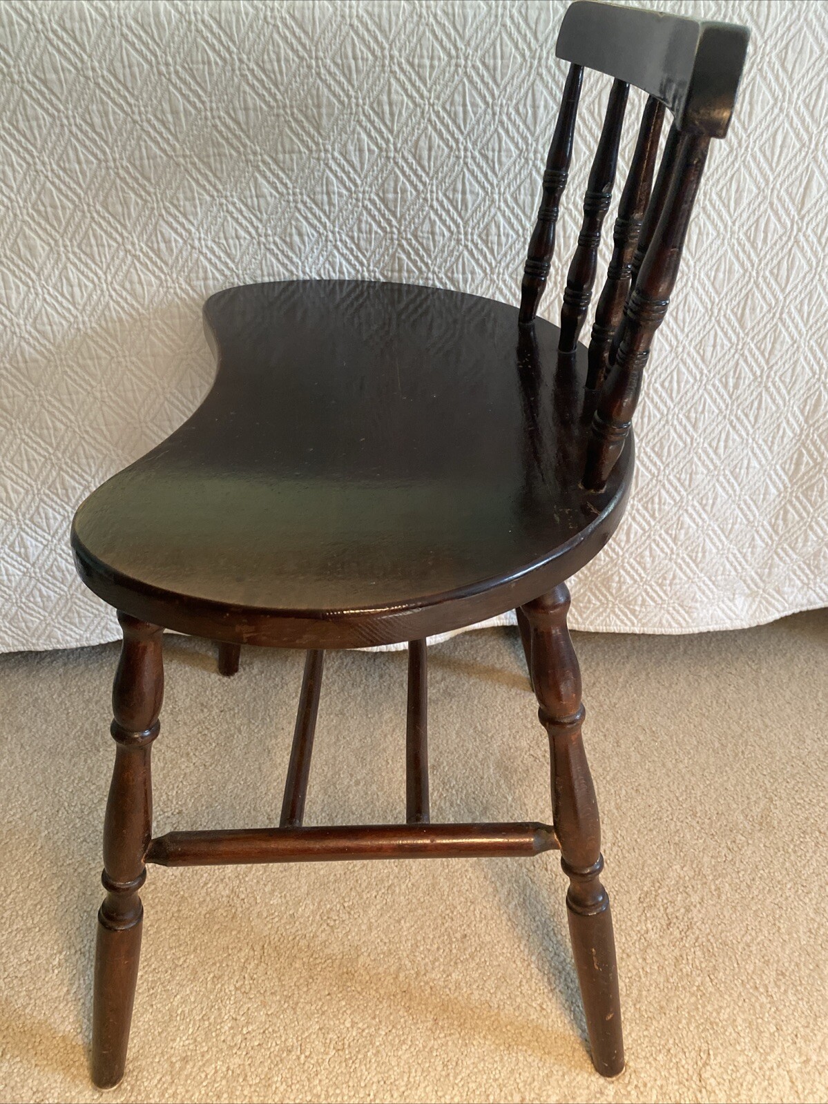 Vintge Solid Wood Spindle Back Kidney Shaped Accent / Vanity Chair Seat 18” H