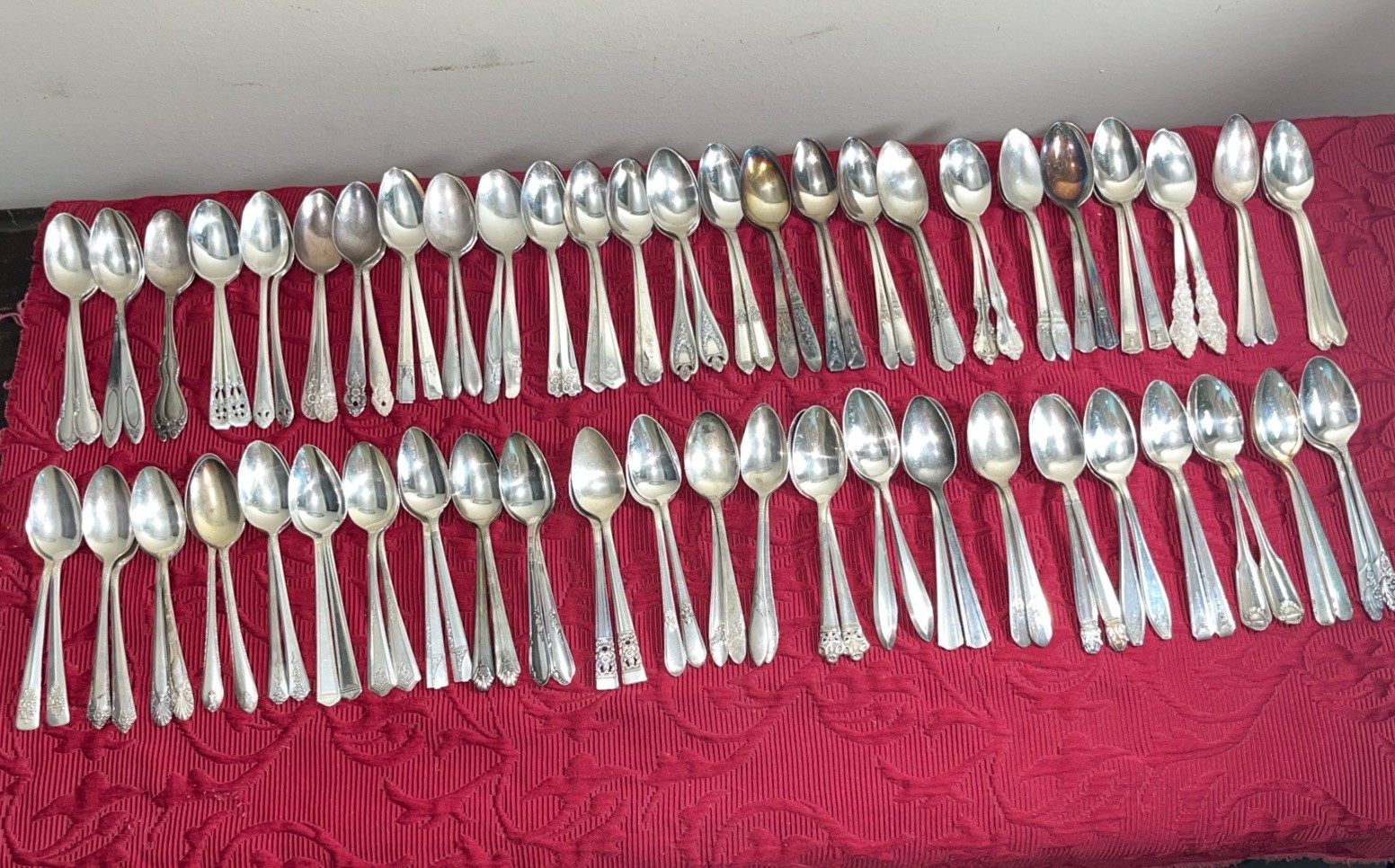 100 Piece Lot Of Silverplate Craft/Repurpose Teaspoons 50 Pair/Sets of 2