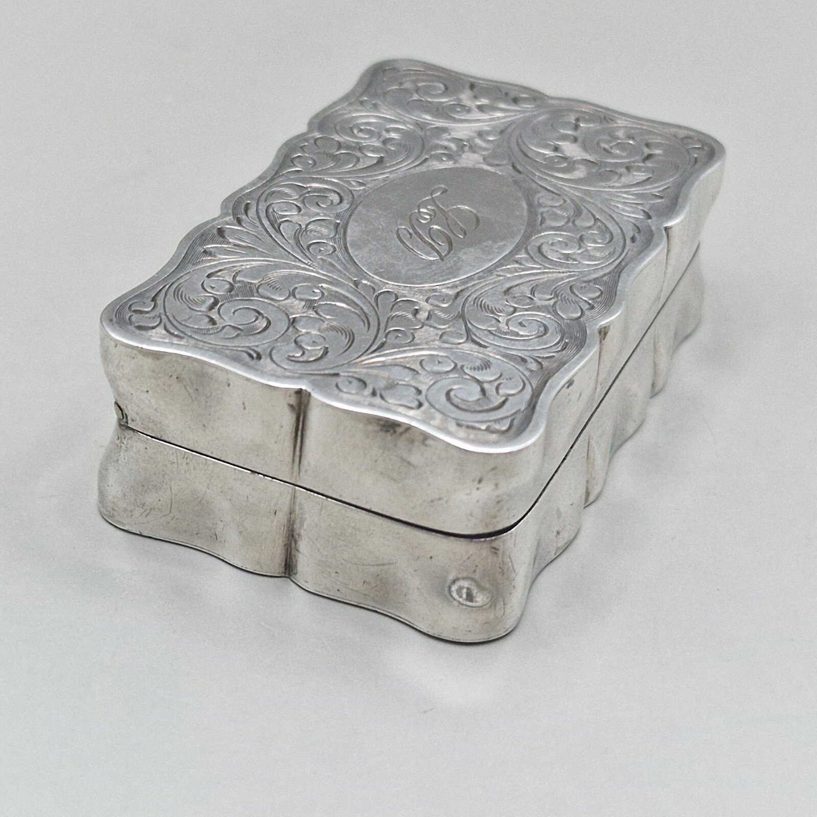 Sterling Silver Rectangular Table Snuff by M Kamin & Co Ltd 1977 Jubilee Mark