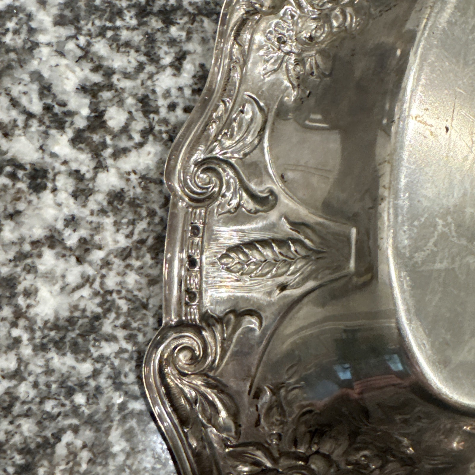 Frank M. Whiting Sterling Silver Floral Oval Dish Tray #1212 Repoussé 294 Grams