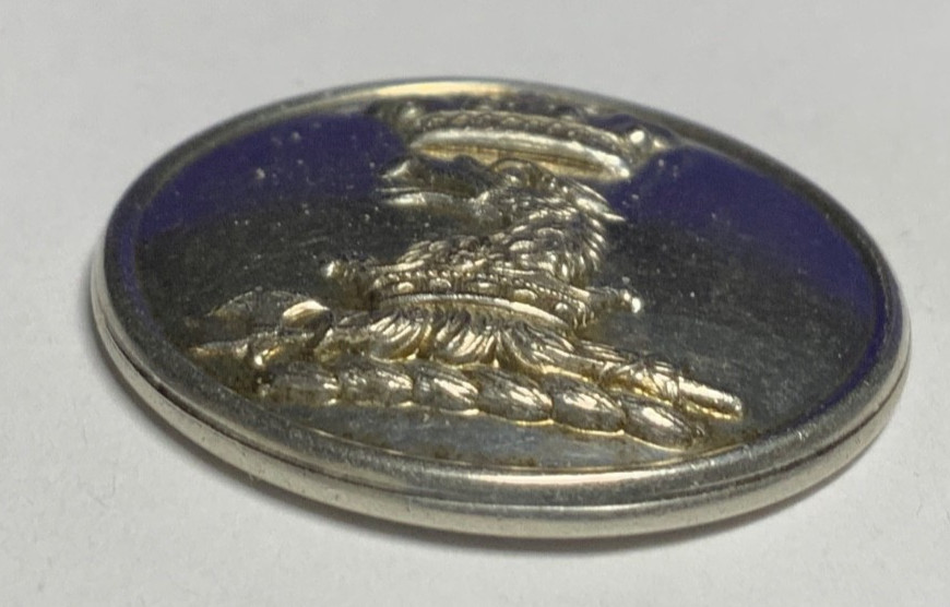 JOHN HUBBARD, 3rd BARON ADDINGTON EAGLE ON FASCES 25mm SP LIVERY BUTTON 1915 NOS